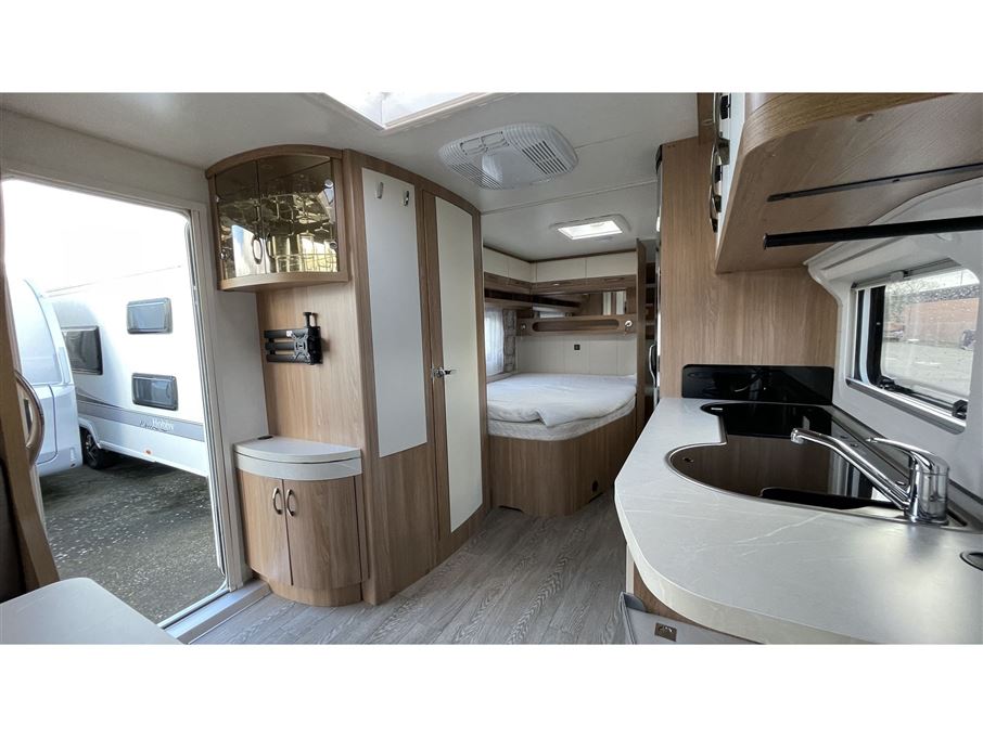 Hobby De Luxe 650 KFU